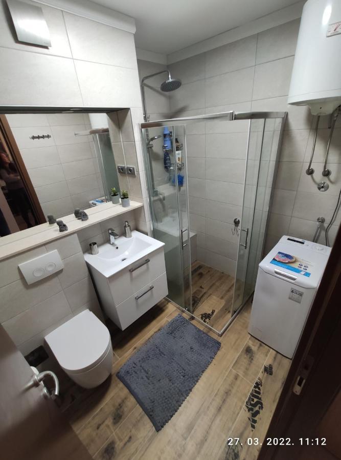 Apartman Antonela With Free Garage Parking Lejlighed Split Eksteriør billede