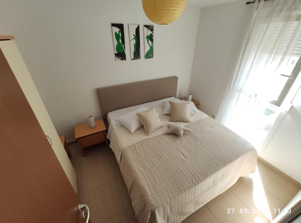 Apartman Antonela With Free Garage Parking Lejlighed Split Eksteriør billede