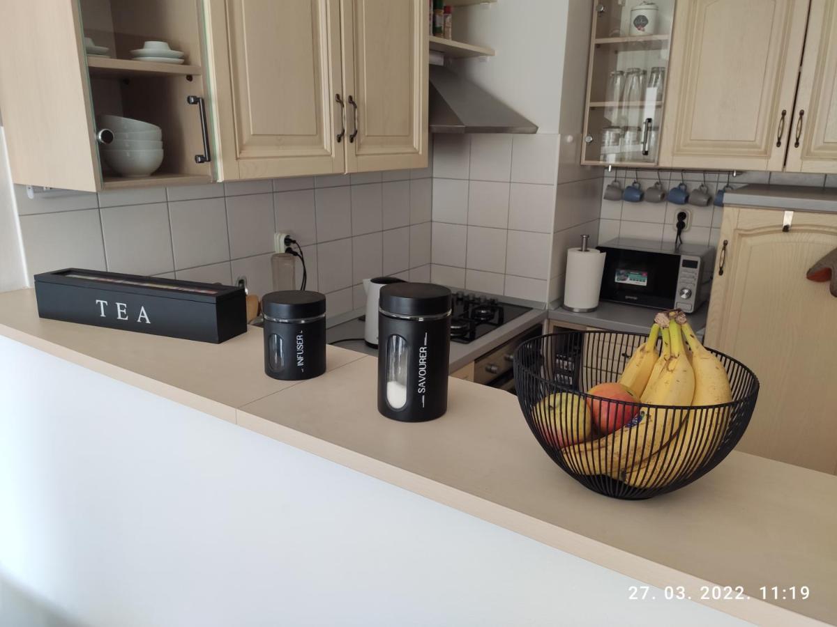 Apartman Antonela With Free Garage Parking Lejlighed Split Eksteriør billede