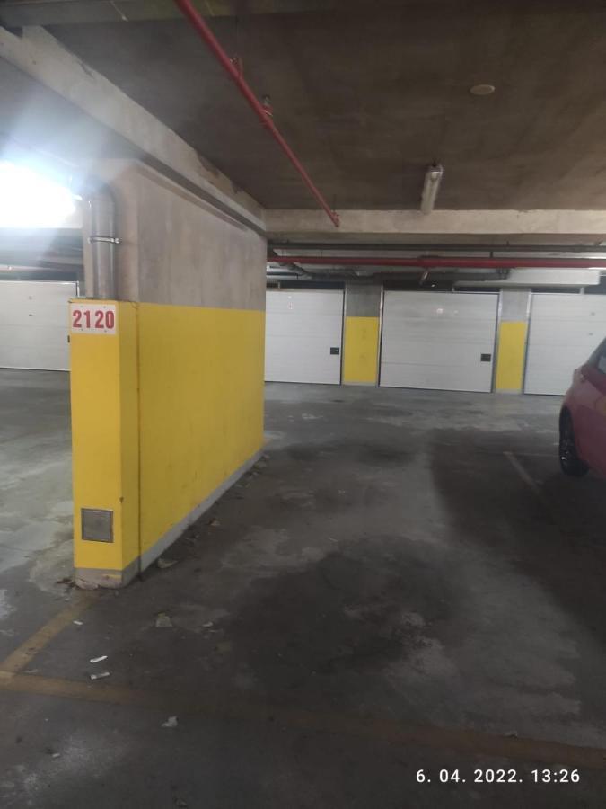 Apartman Antonela With Free Garage Parking Lejlighed Split Eksteriør billede